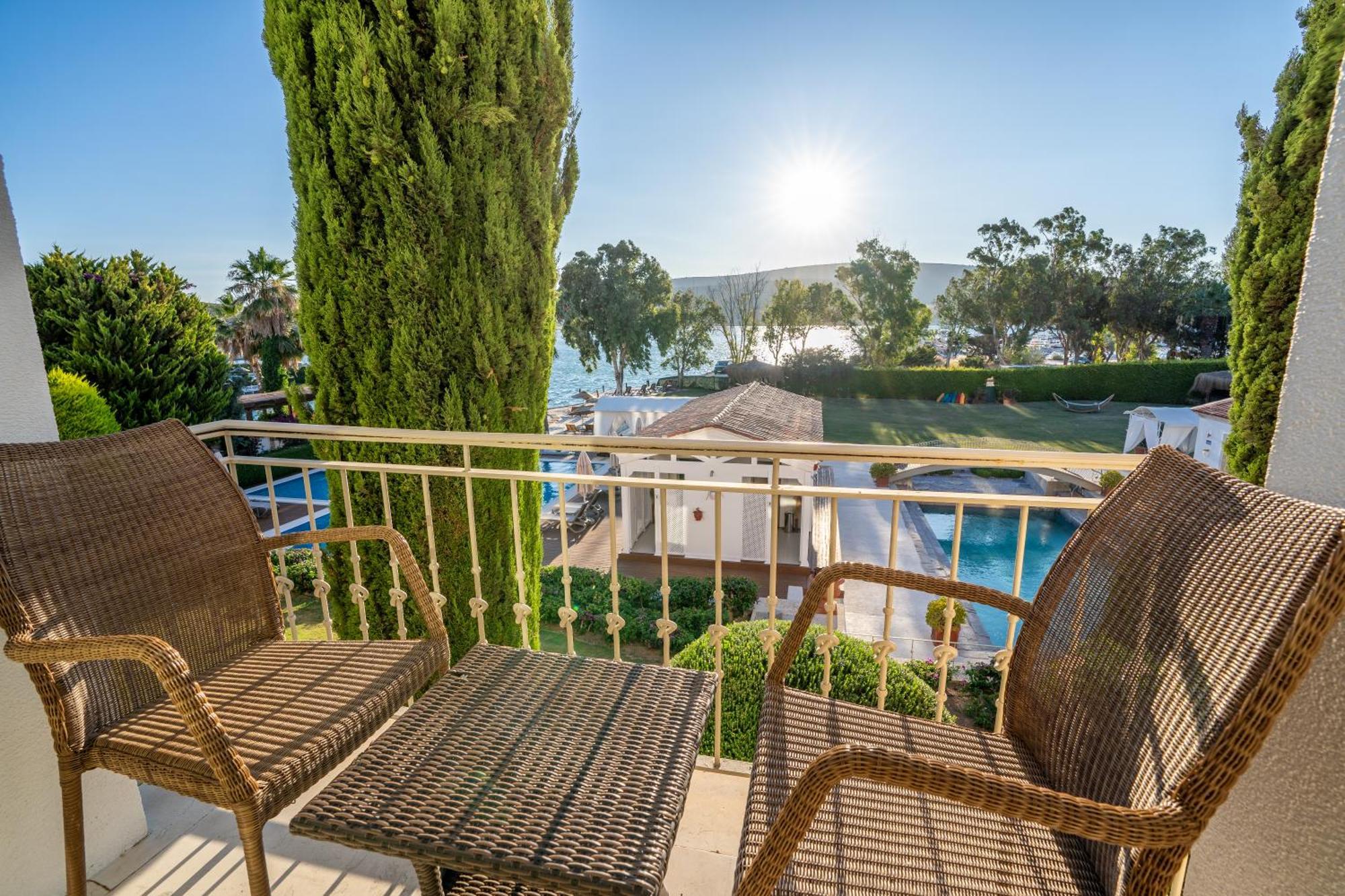 Antmare Hotel Alaçatı Ngoại thất bức ảnh
